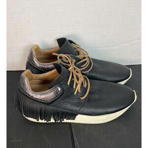 Esse Et Esse Fringe Italian Sneakers, $395 NEW, US 10, IT 40, S137